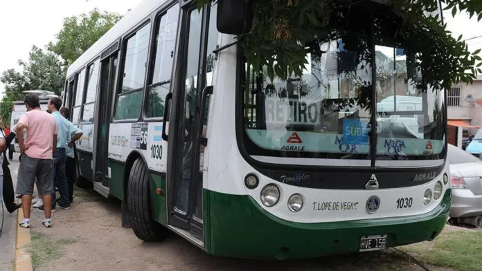 La-UTA-pidio-evitar-la-paralizacion-del-transporte-publico-696x392