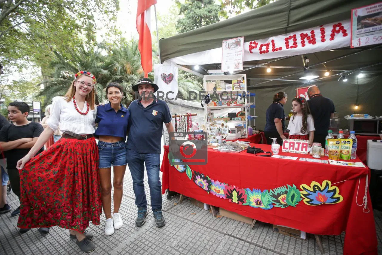 MAYRA-RECORRIO-EL-EVENTO-CULTURA-DE-LAS-NACIONES-3