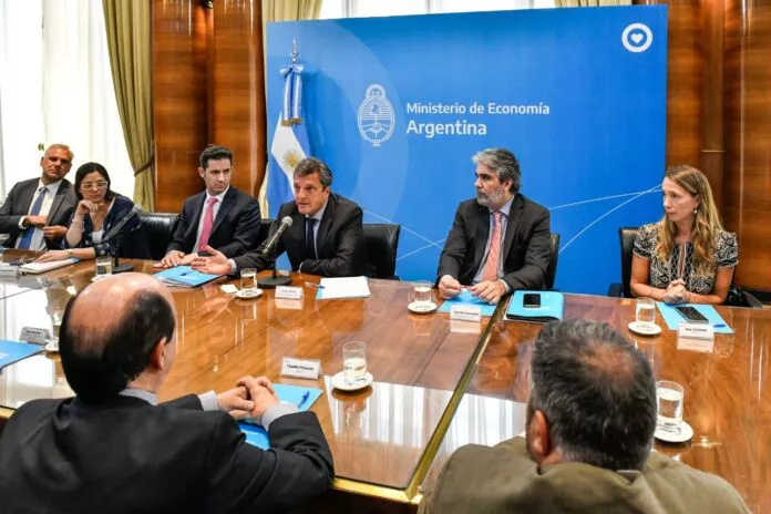 plan-ahora-10-celulares-696x464