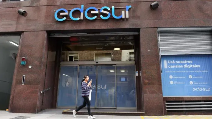 ocho-multas-edesur-concrato-de-concesion-696x392
