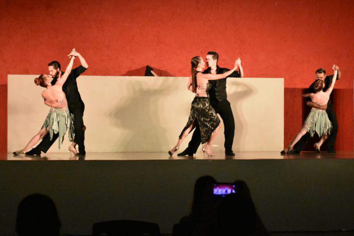 Clase-y-show-de-Mora-Godoy-4-696x464